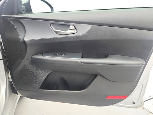 Used 2021 Kia Forte LXS image 23