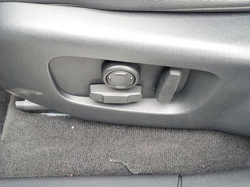 Used 2021 Land Rover Range Rover Velar R-Dynamic S image 7