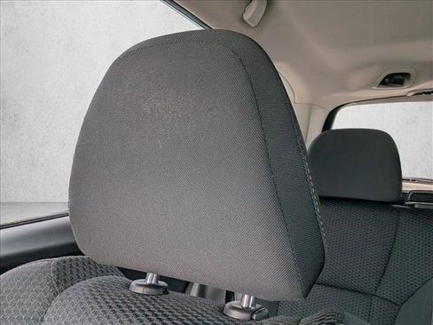 Used 2022 Subaru Forester Premium AWD/4WD image 13
