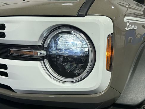 New 2026 Ford Bronco Heritage Edition AWD/4WD image 13