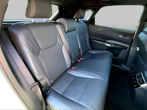 Used 2026 Lexus RX 350 Premium w/ Accessory Package (2T) FWD image 19
