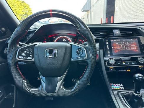 Used 2018 Honda Civic Si image 26