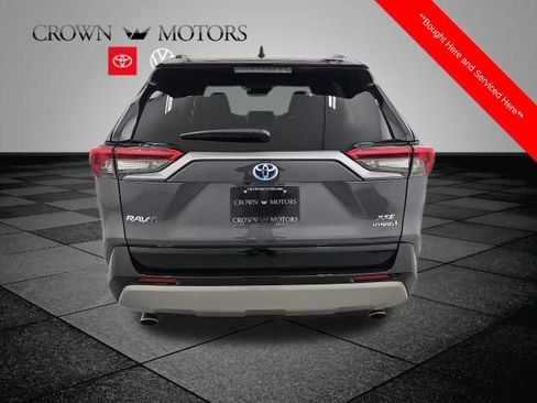 Used 2022 Toyota RAV4 XSE w/ XSE Grade Weather Package AWD/4WD image 5