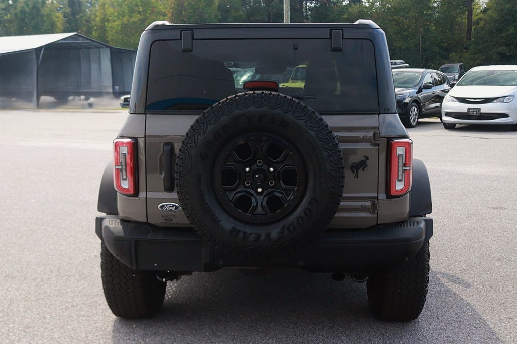 Used 2025 Ford Bronco Badlands AWD/4WD image 6