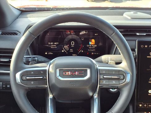 Used 2026 GMC Terrain Elevation w/ Black Edition image 18