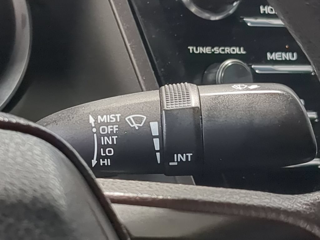Used 2019 Toyota Camry LE FWD image 29
