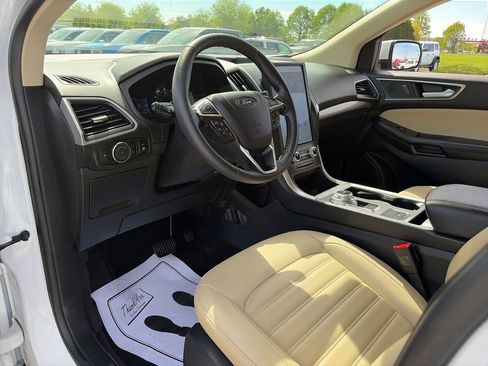 Used 2024 Ford Edge SEL w/ Convenience Package AWD/4WD image 14