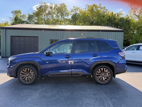 Used 2025 Subaru Forester Sport w/ Protection Package AWD/4WD image 3