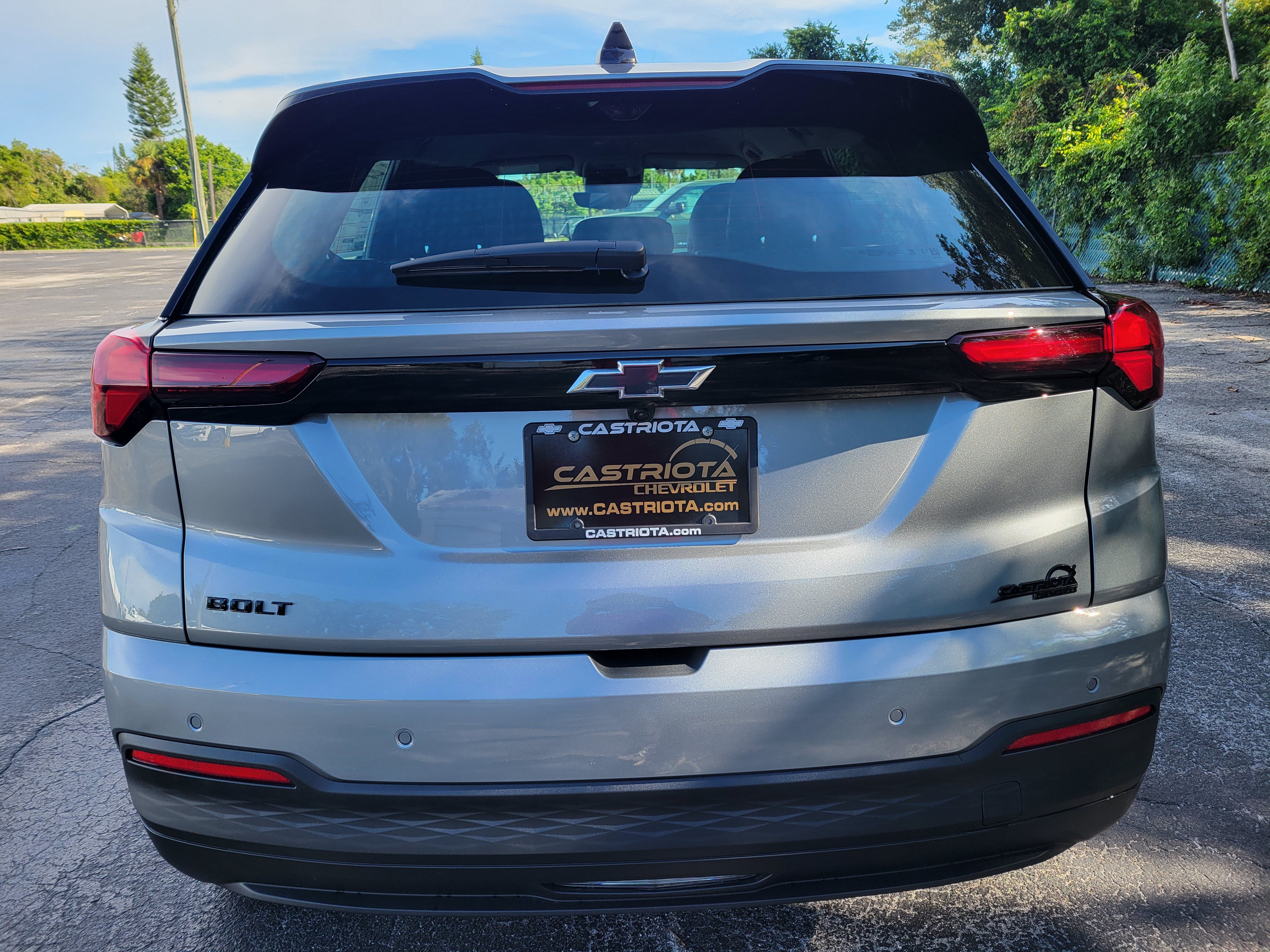 New 2027 Chevrolet Bolt LT w/ Super Cruise Package FWD image 6