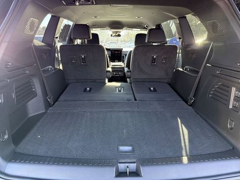 Used 2025 GMC Acadia Denali image 15