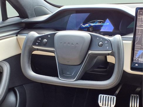 Used 2023 Tesla Model S Plaid AWD/4WD image 15