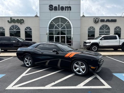 Used 2013 Dodge Challenger R/T Plus RWD image 1