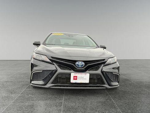 Used 2022 Toyota Camry SE image 8
