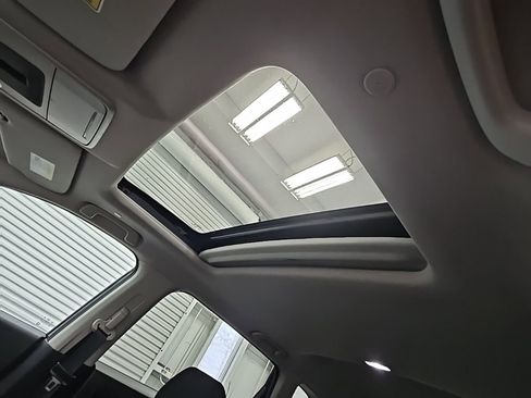 Used 2024 Honda CR-V EX image 27