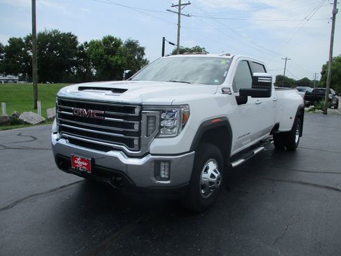 Used 2022 GMC Sierra 3500 SLT w/ SLT Convenience Package AWD/4WD image 14