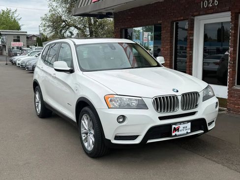 Used 2013 BMW X3 xDrive28i AWD/4WD image 1