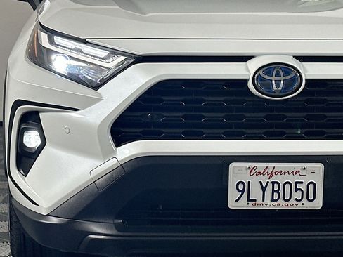 Used 2024 Toyota RAV4 XLE Premium w/ Weather Package AWD/4WD image 15