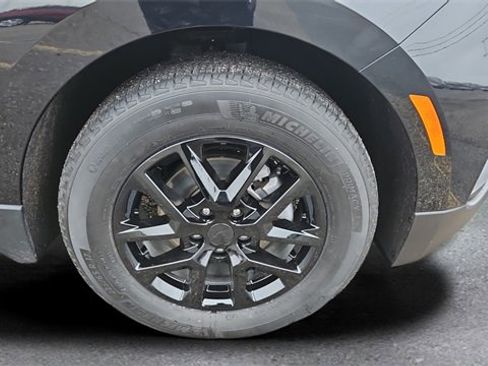 Used 2023 Chevrolet Equinox LT image 21