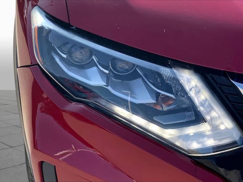 Used 2017 Nissan Rogue SL w/ SL Premium Package FWD image 26