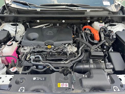 Used 2023 Toyota RAV4 LE AWD/4WD image 14