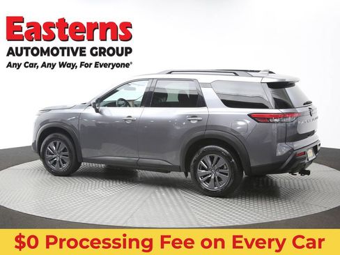 Used 2022 Nissan Pathfinder SV AWD/4WD image 65