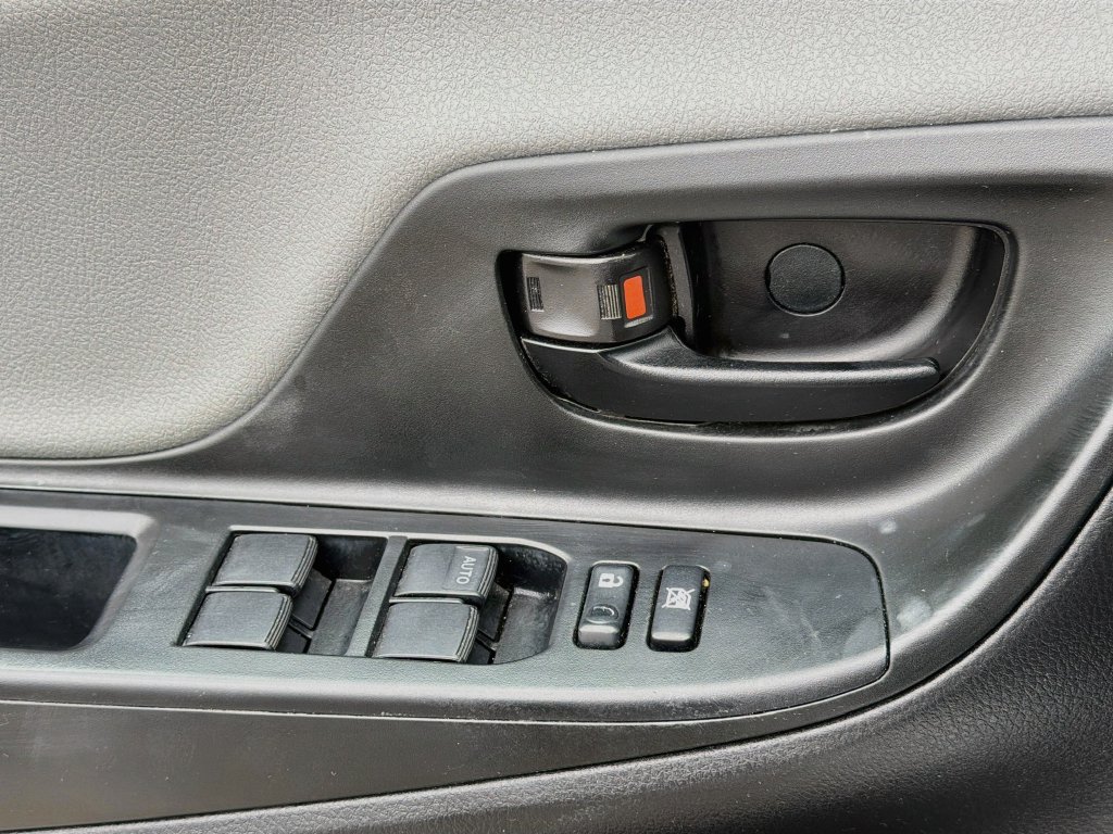 Used 2017 Toyota Yaris L FWD image 21