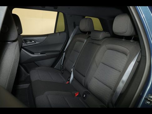 New 2026 Chevrolet Equinox LT w/ Safety and Technology Package AWD/4WD image 24