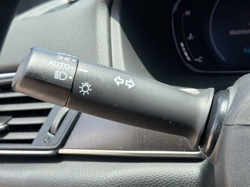 Used 2020 Honda Accord LX image 28