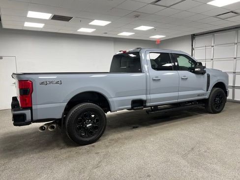 Used 2025 Ford F350 Lariat w/ Black Appearance Package image 11