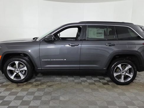 New 2026 Jeep Grand Cherokee Limited AWD/4WD image 4