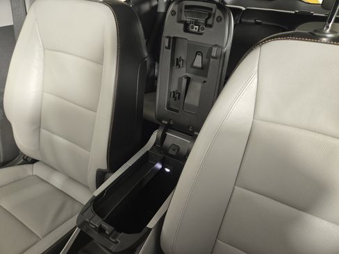 Certified 2020 GMC Terrain SLT w/ Preferred Package image 28