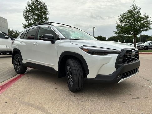 New 2026 Toyota Corolla Cross XLE image 4