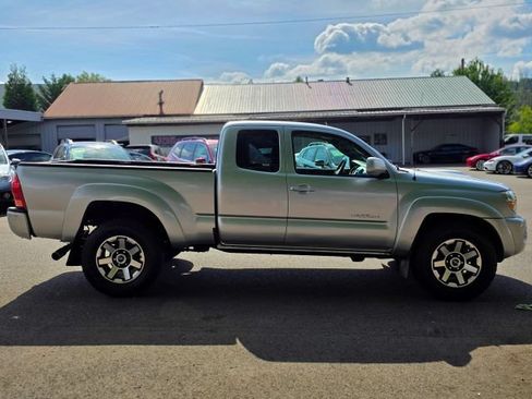 Used 2006 Toyota Tacoma 4x4 Access Cab V6 image 13