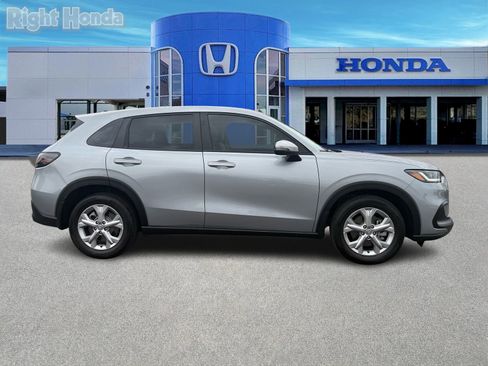 Certified 2025 Honda HR-V LX image 10