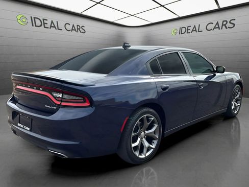 Used 2016 Dodge Charger SXT w/ Rallye Group RWD image 5