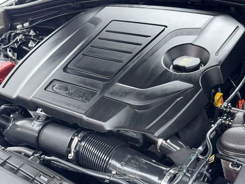 Used 2025 Land Rover Range Rover Velar Dynamic SE image 62