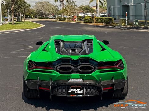Used 2024 Lamborghini Revuelto AWD/4WD image 57