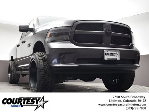 Used 2018 RAM 1500 Express w/ Express Value Package image 30