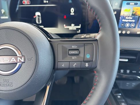 New 2026 Nissan Kicks SR w/ SR Premium Package FWD image 28