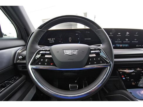 New 2027 Cadillac Vistiq Sport AWD/4WD image 14