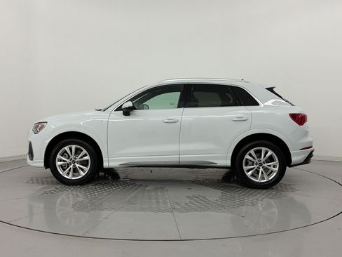 Used 2025 Audi Q3 2.0T Premium AWD/4WD image 2