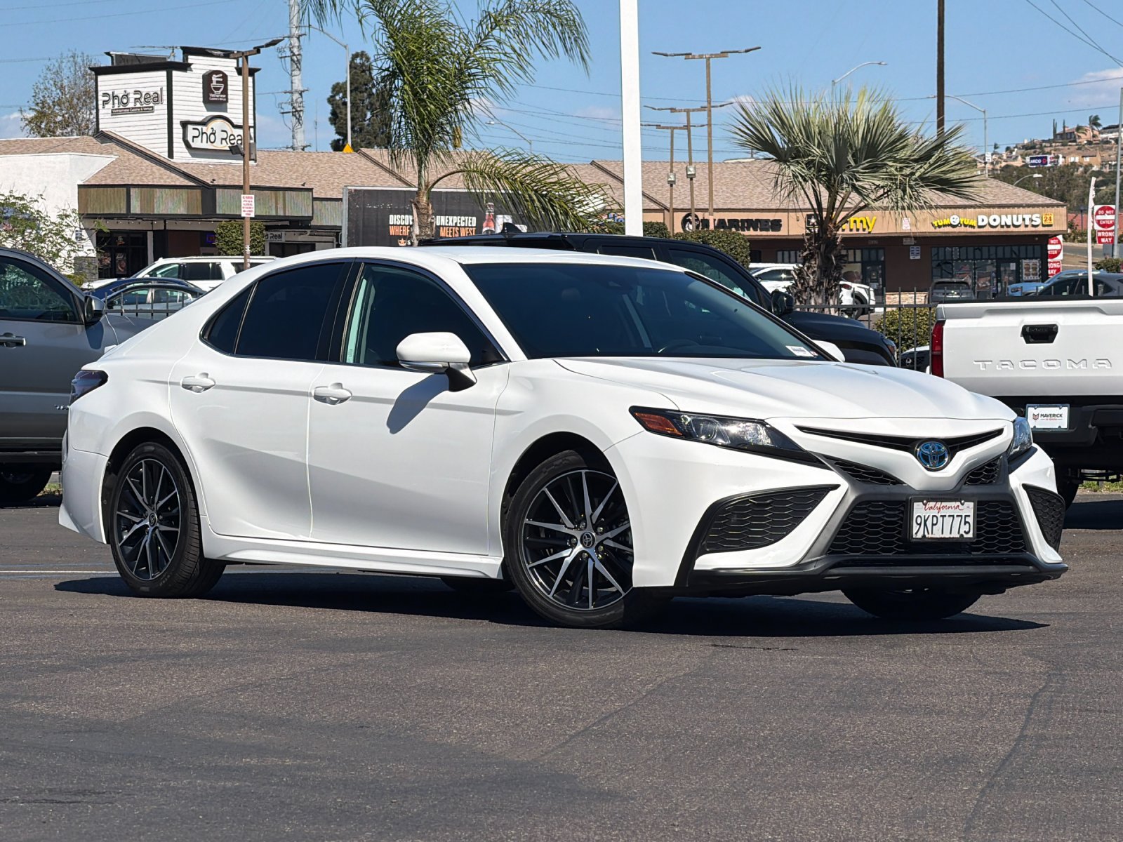 Used 2024 Toyota Camry SE FWD image 8