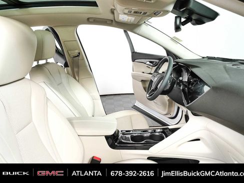 Used 2022 Buick Envision Essence w/ Technology Package I FWD image 24