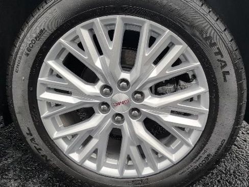 Used 2026 GMC Acadia Elevation w/ Elevation Premium Package AWD/4WD image 10
