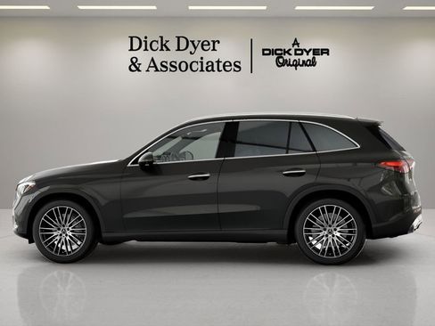 Used 2026 Mercedes-Benz GLC 300 image 22