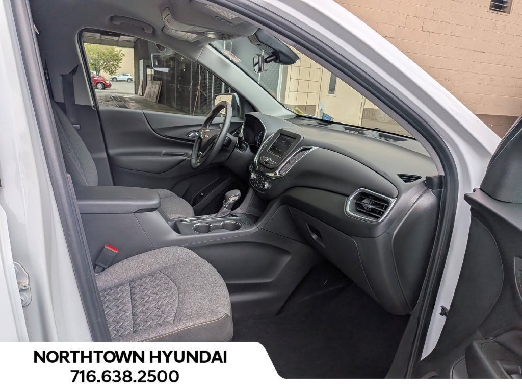 Used 2023 Chevrolet Equinox LT FWD image 33