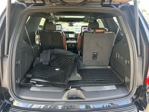 Used 2024 GMC Yukon Denali Ultimate image 26