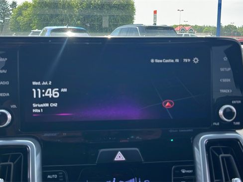 Used 2023 Kia Sorento SX Prestige image 16