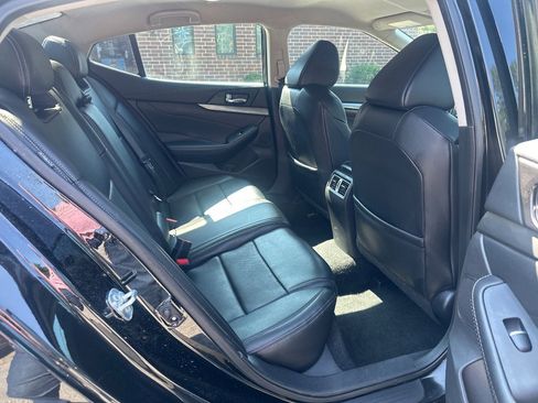 Used 2021 Nissan Maxima 3.5 SV w/ Floor Mat Group image 15