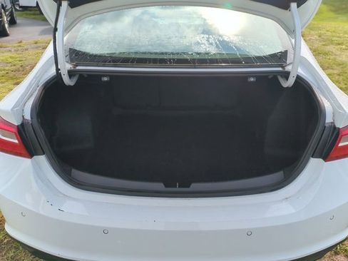 Used 2024 Chevrolet Malibu LT FWD image 24
